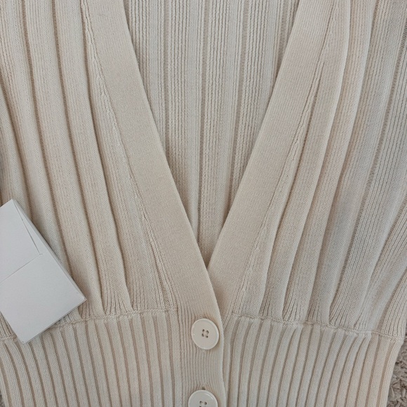 NWT/NEVER WORN Aritizia Wilfred Plunge Front Cardigan - Picture 3 of 7